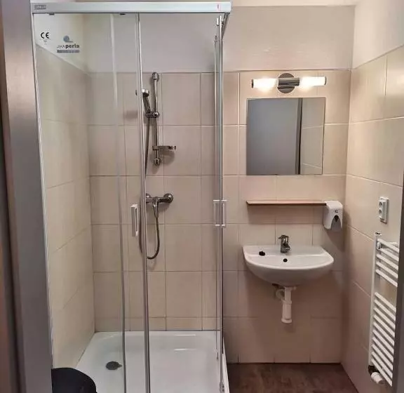 Retkeilymaja Ubytovňa železničná