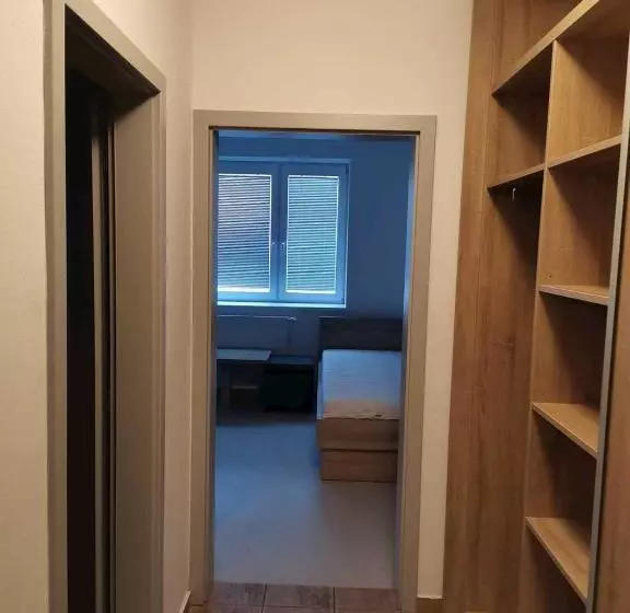 Retkeilymaja Ubytovňa železničná