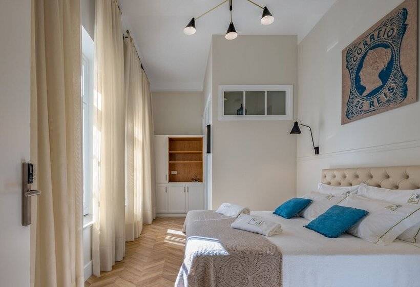 تختخواب و صبحانه Casa Dos Correios