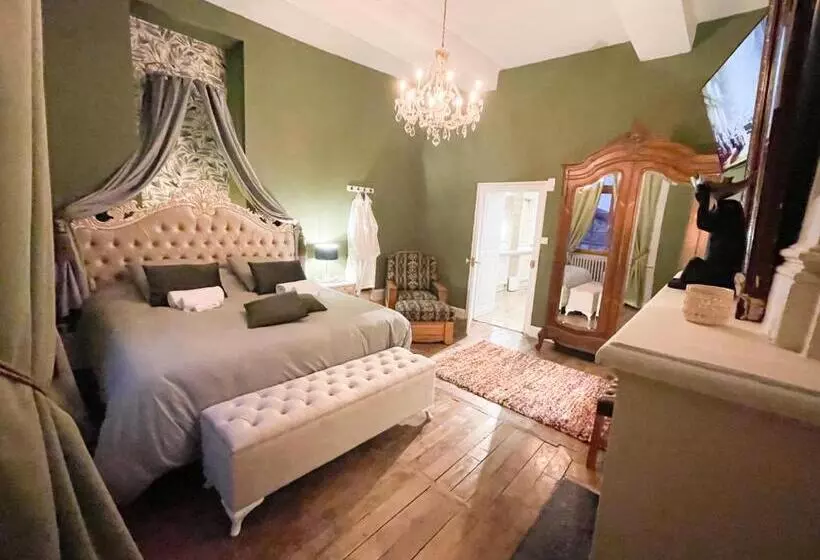 ベッドアンドブレックファースト Chateau Bourgeoisie