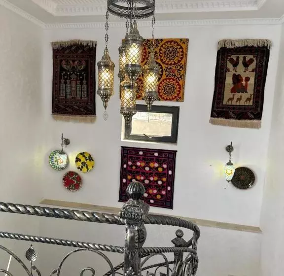 ホテル Abuzar