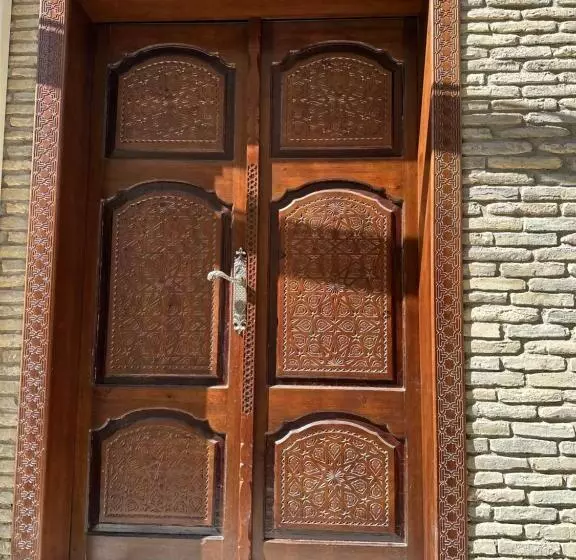 ホテル Abuzar