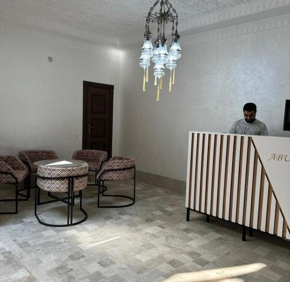 Отель Abuzar