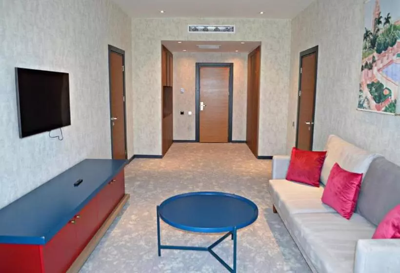 هتل Arena Grand