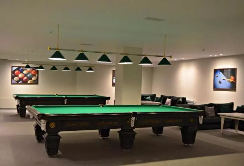 هتل Arena Grand
