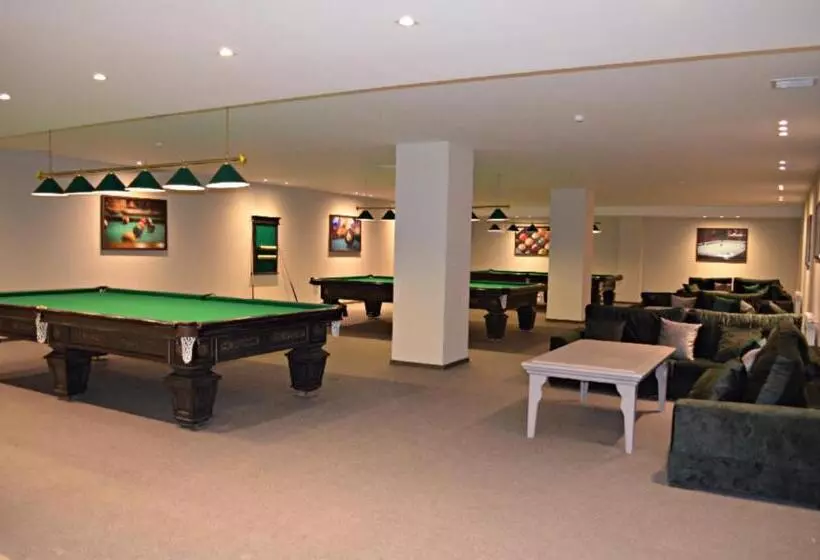 هتل Arena Grand