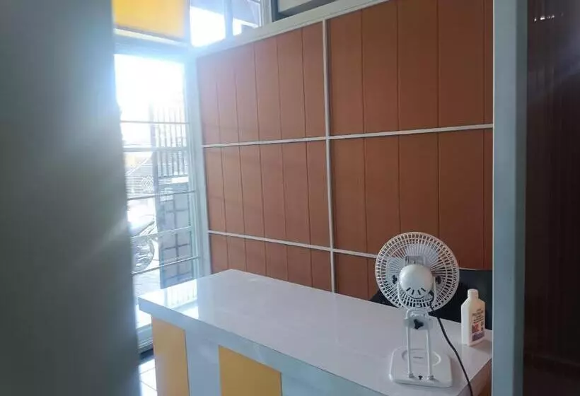 ホテル Capital O 93118 Asera Homestay