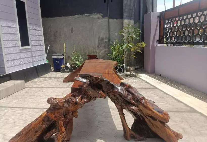 ホテル Capital O 93118 Asera Homestay