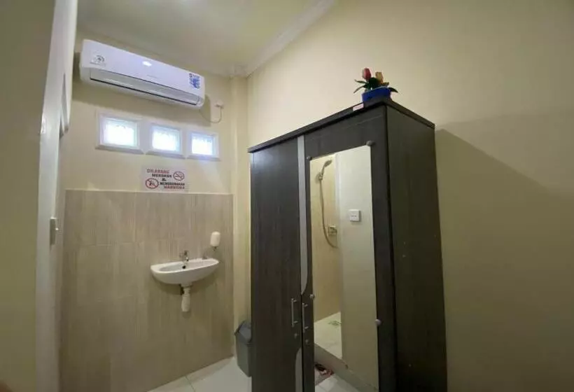 ホテル Capital O 93124 Lombok Northis Homestay