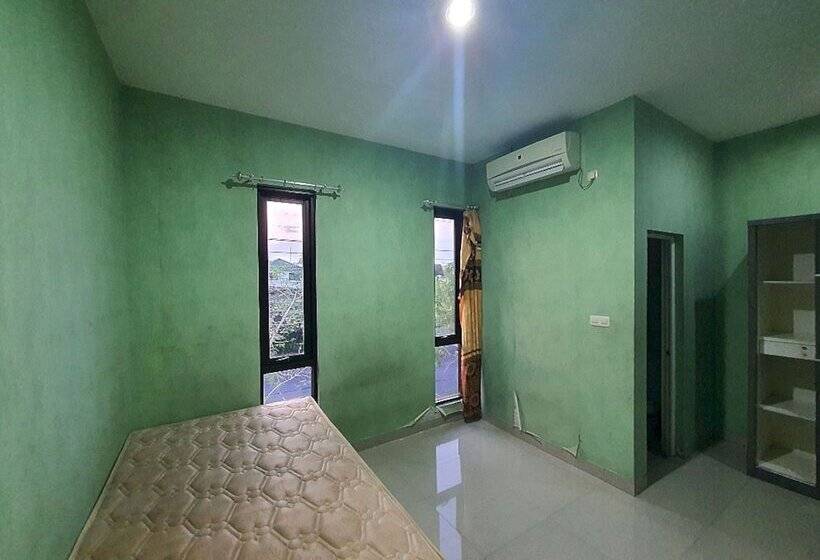 Отель Oyo 93109 Garden Homestay 1 Tpr