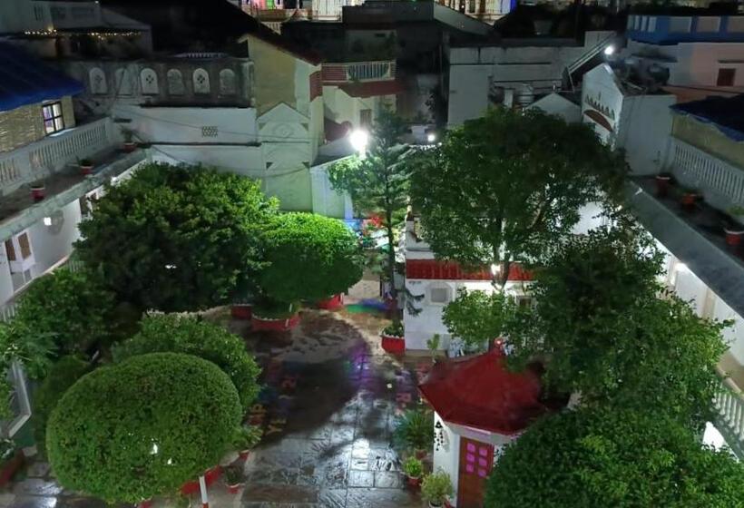 בית מלון כפרי Raj Laxmi