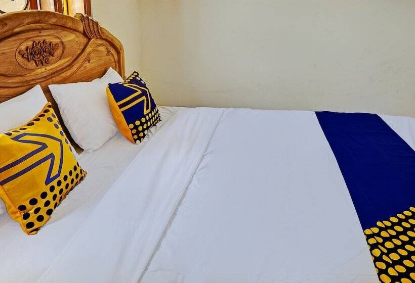 Отель Spot On 93144 Homestay H. Syarif Syariah Bandar Gresik 2