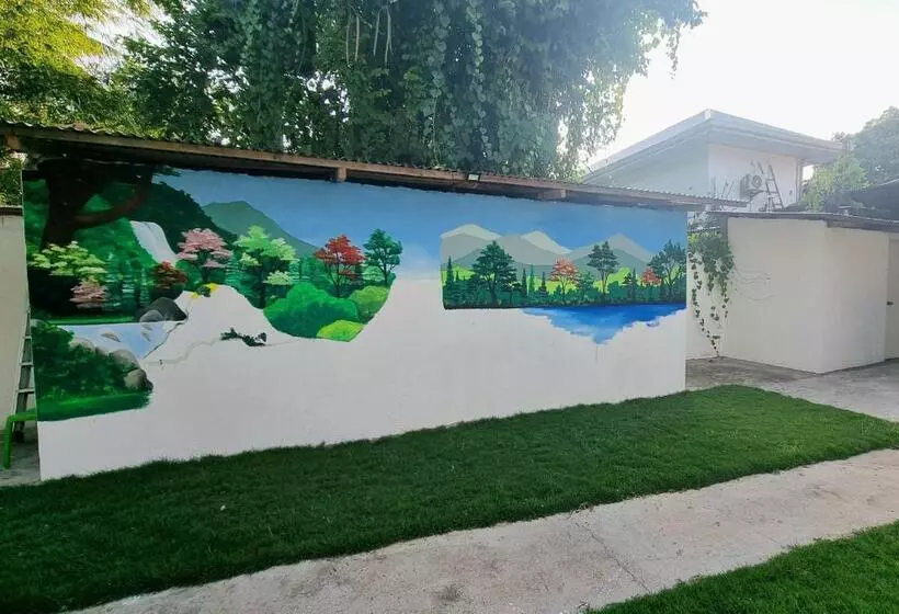 ホテル Tiki Bantayan Cebu Tourist Inn Inc