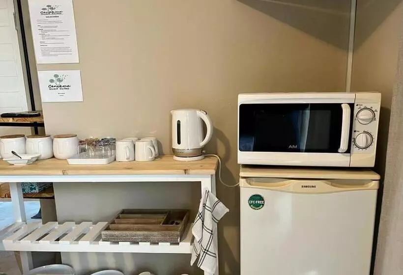 Majatalo Cenikma Guest Suites   Family Room 2