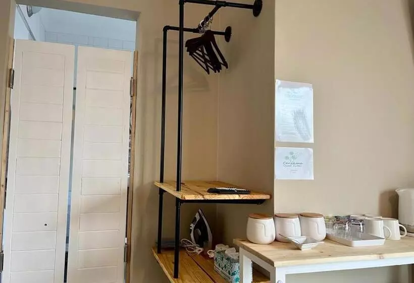 Majatalo Cenikma Guest Suites   Family Room 2