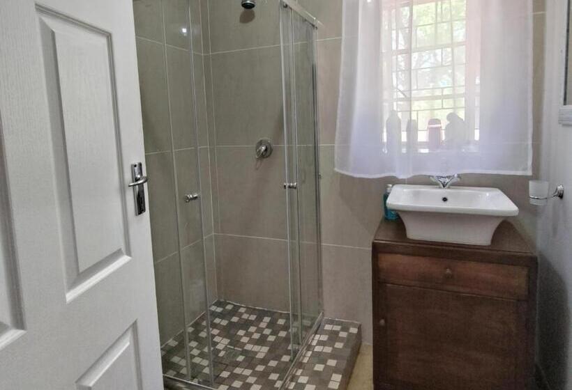 Пансион Di Plaas Opstal