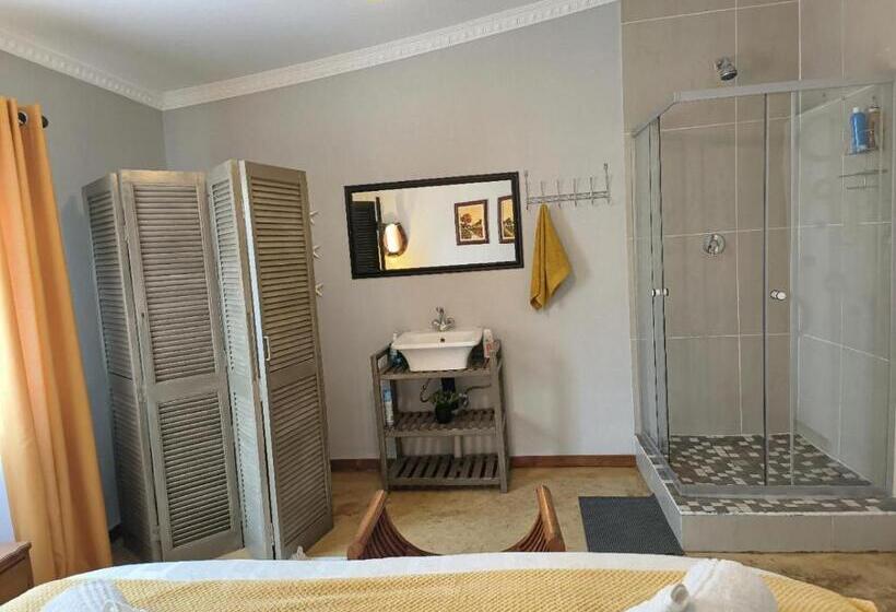 Пансион Di Plaas Opstal