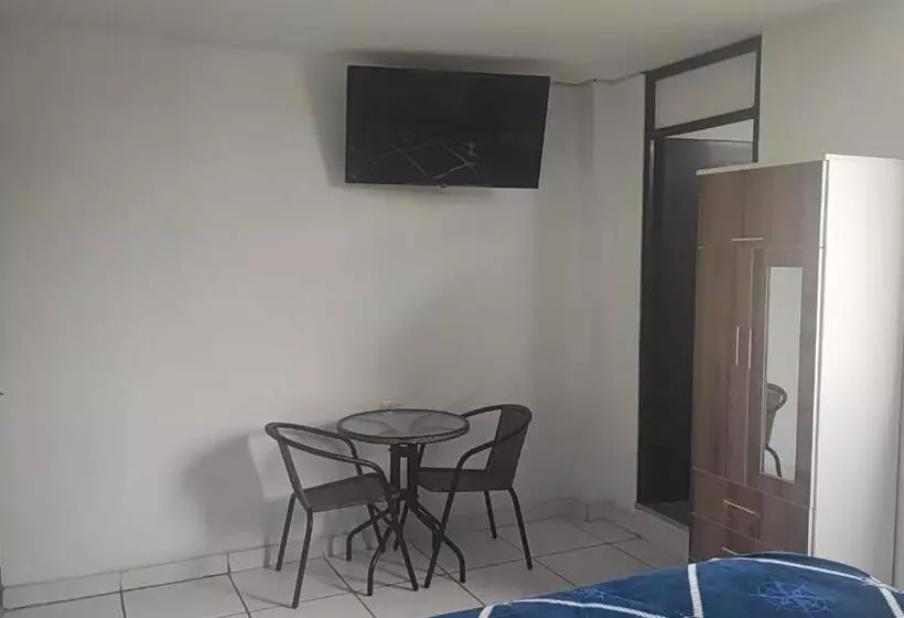 پانسیون Hospedaje Bless