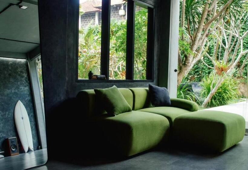 Пансион Surflab Villa