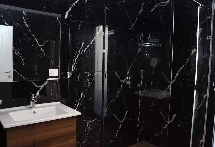 Relax Inn Hotel Durres