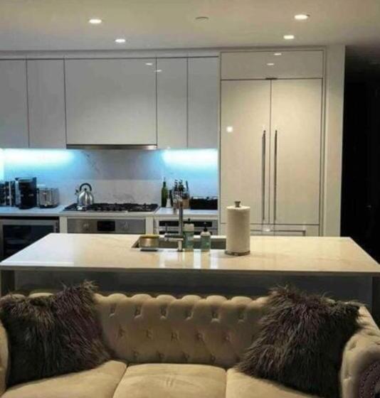 Stunning Views Of Manhattan