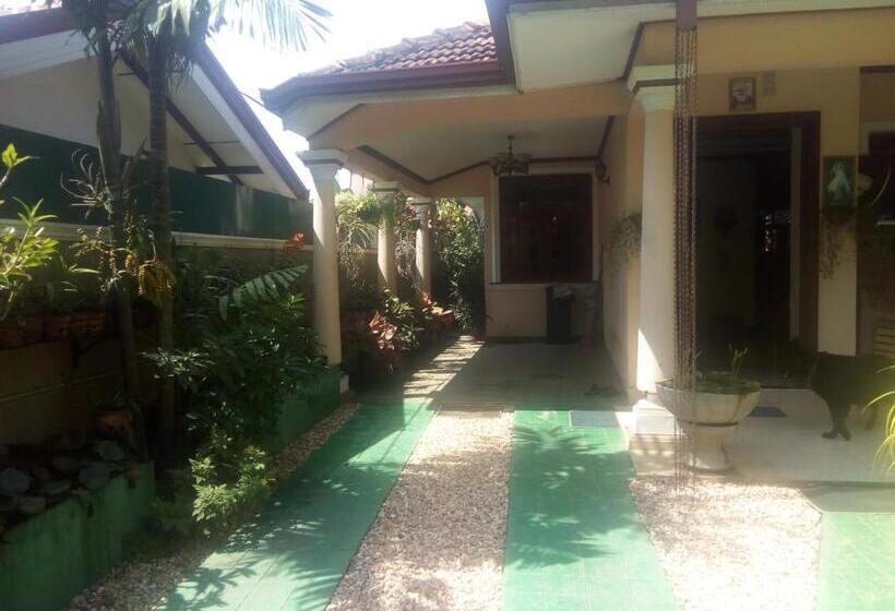 Waja Bed And Breakfast