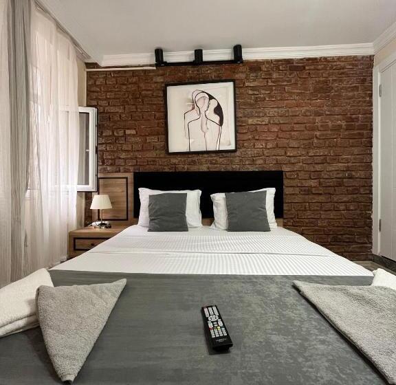 Taksim Nikea Suites 80