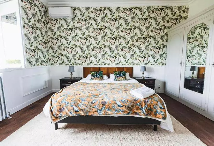 Aamiaismajoitus (B&B) Chateau La Croix De Millorit