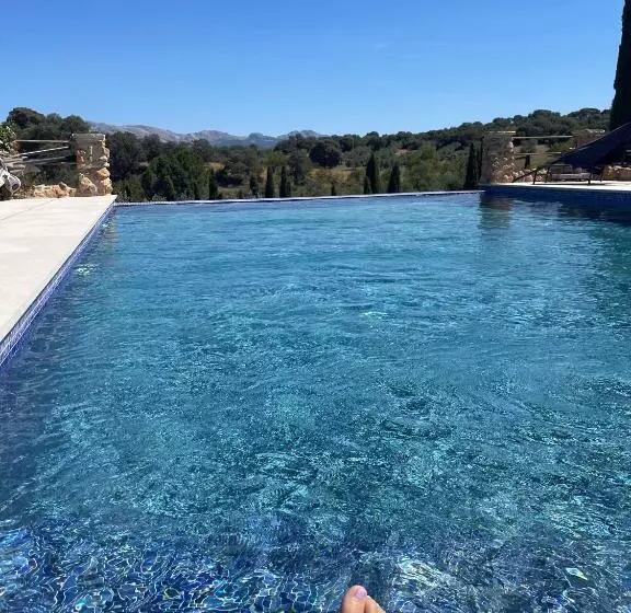 Aamiaismajoitus (B&B) Cortijo La Serena