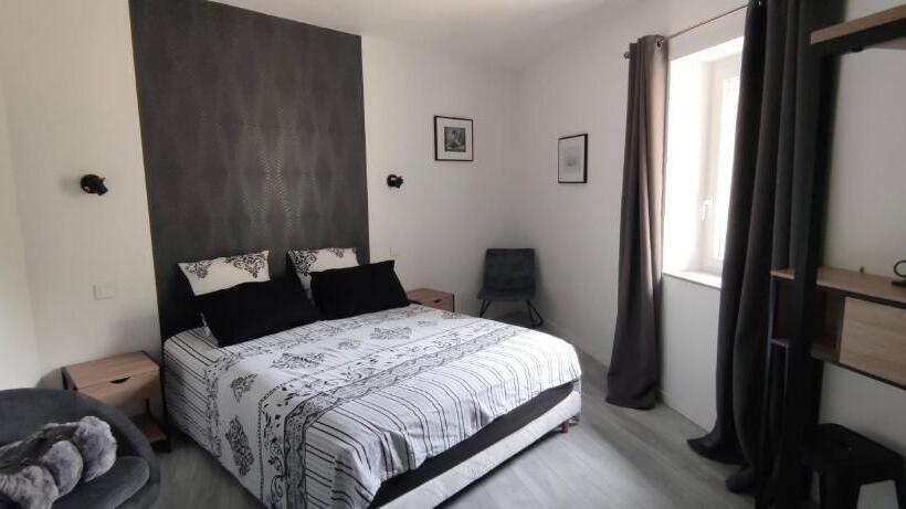 مبيت وإفطار Domaine De La Violette