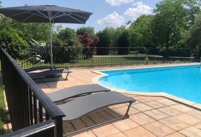 مبيت وإفطار Domaine De La Violette