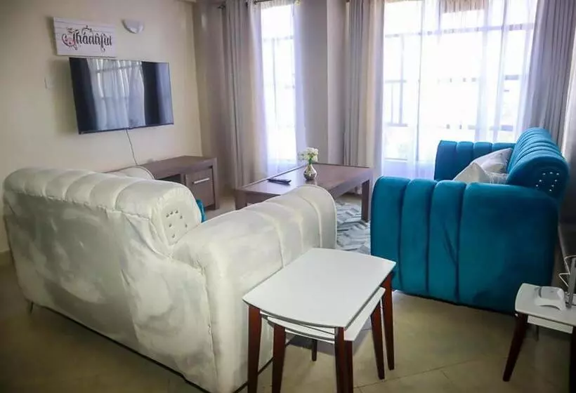 Cosy Flamingo Furnished Apartments
