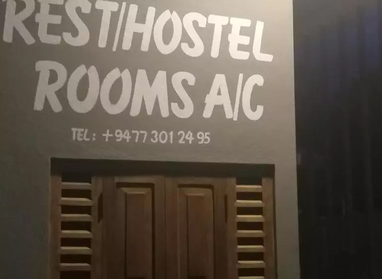 Craft Gallery Hostel