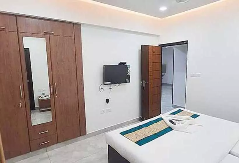 Fabhotel Olive Inn