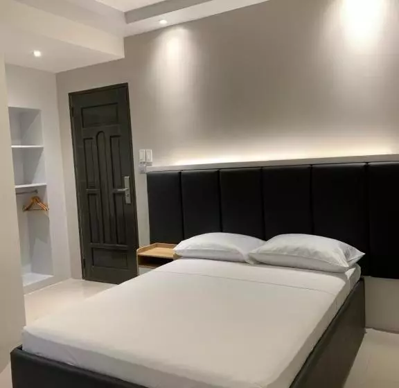 ホテル Central Block Inn