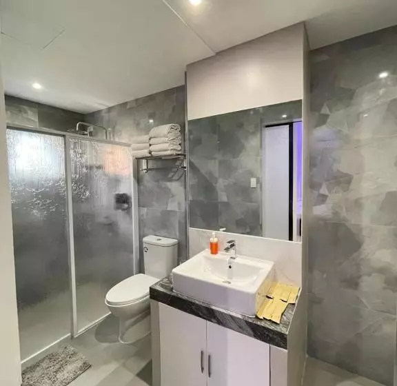 ホテル Central Block Inn