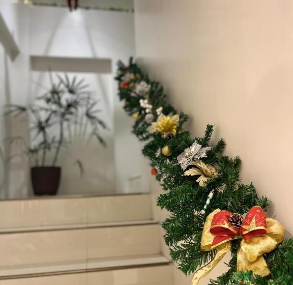 Hotelli Central Block Inn