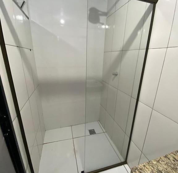 هتل کپسول Hostel Araxá