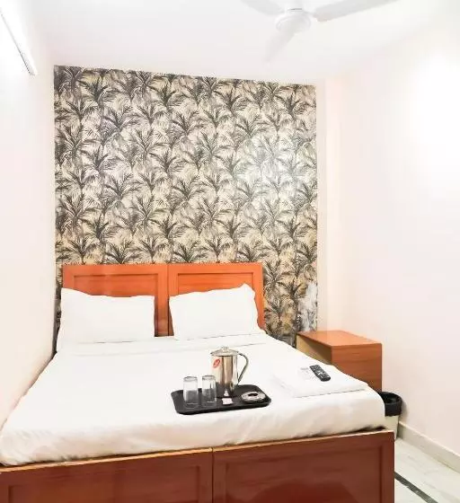 Hotelli Roomshala 127 Mannat Stay