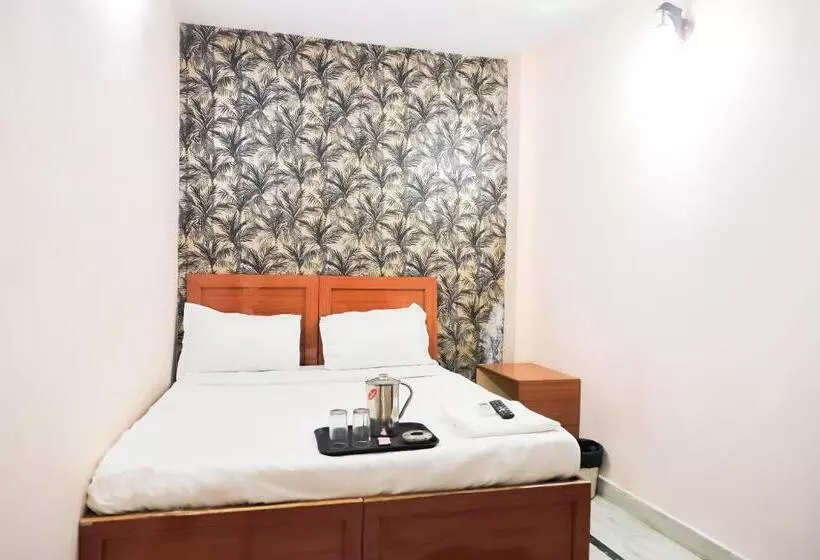 Hotelli Roomshala 127 Mannat Stay