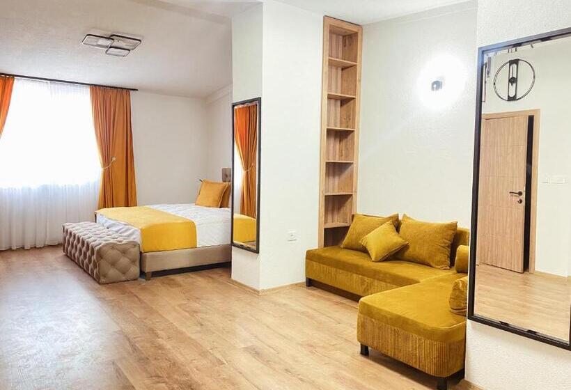 هتل Restaurant Domestika