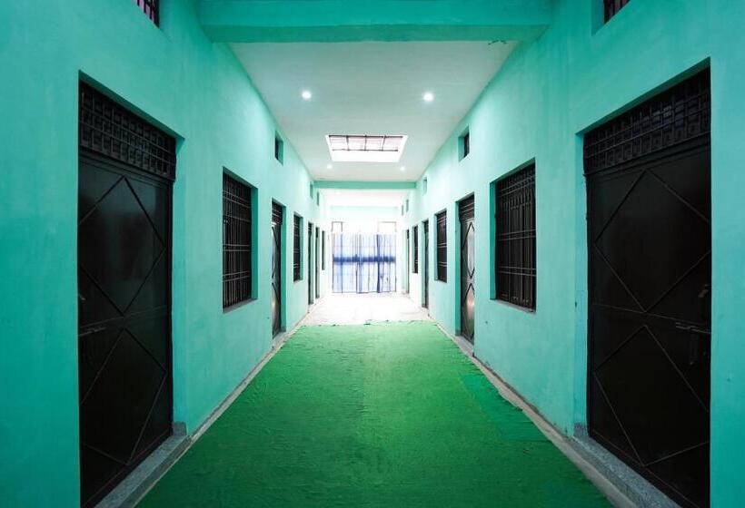 Oyo Hotel Star Palace