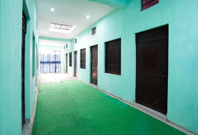 Oyo Hotel Star Palace