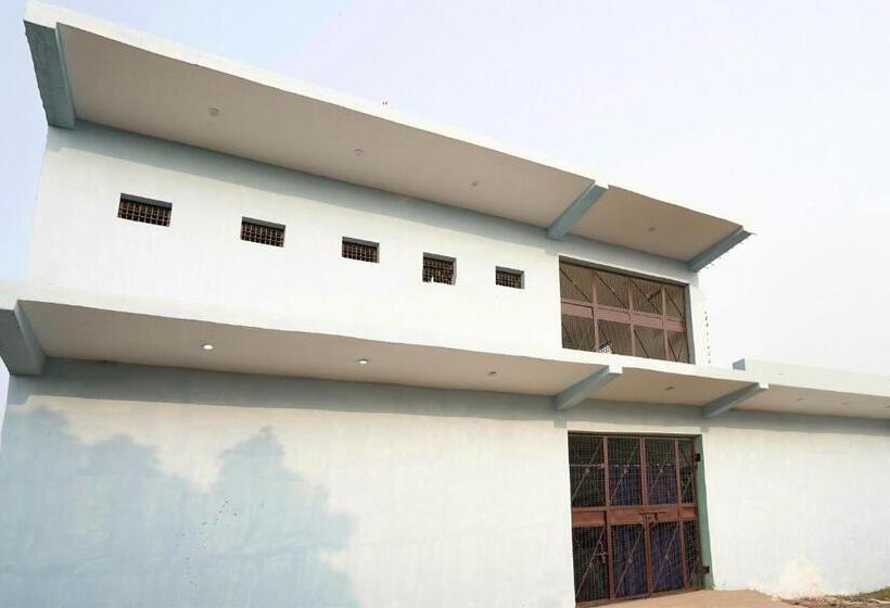 Oyo Hotel Star Palace