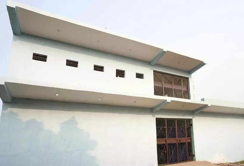 Oyo Hotel Star Palace