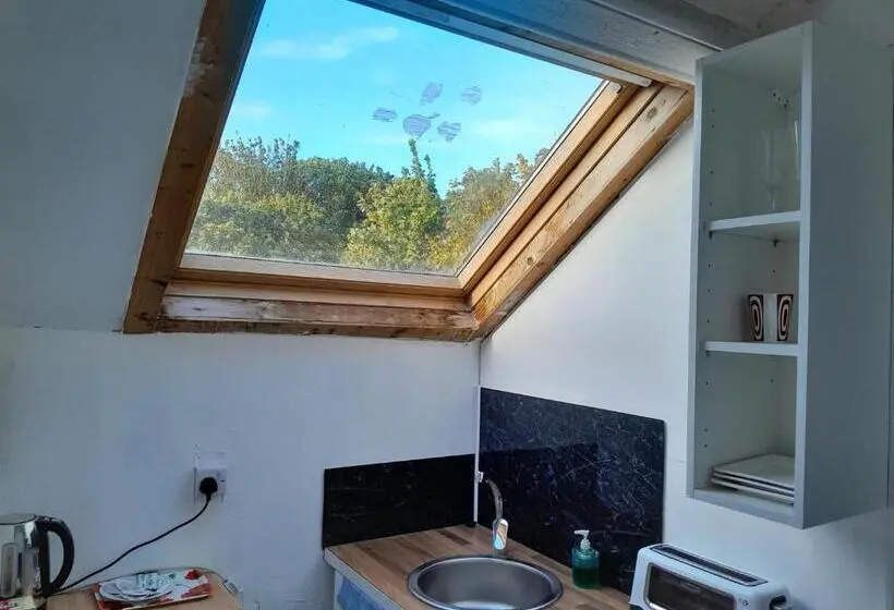 ペンション Budget Loft Room, Shared Guest House By University R10