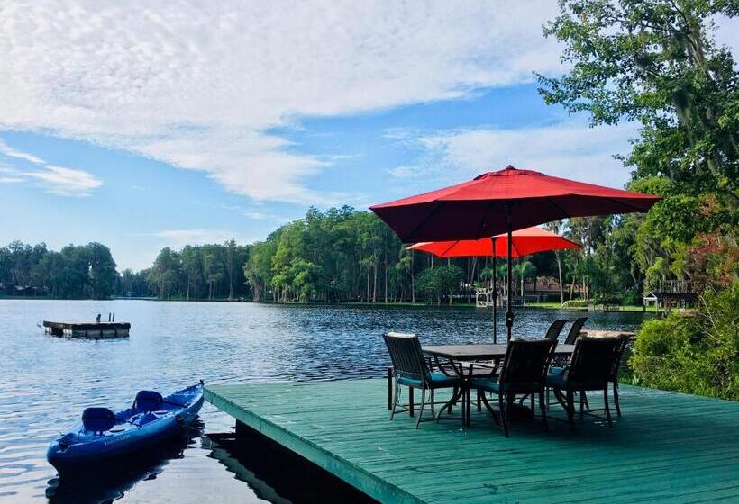 Пансион Little Cypress Cozy Suite