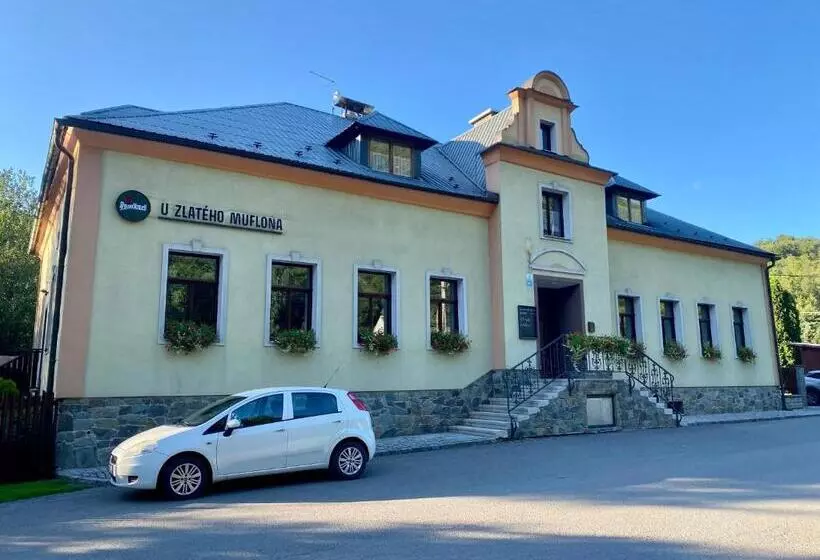 Majatalo Penzion U Muflona