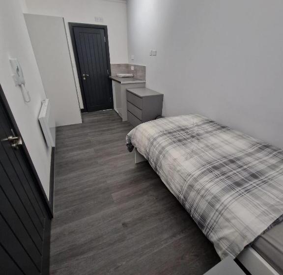 펜션 Room On Southall High Street