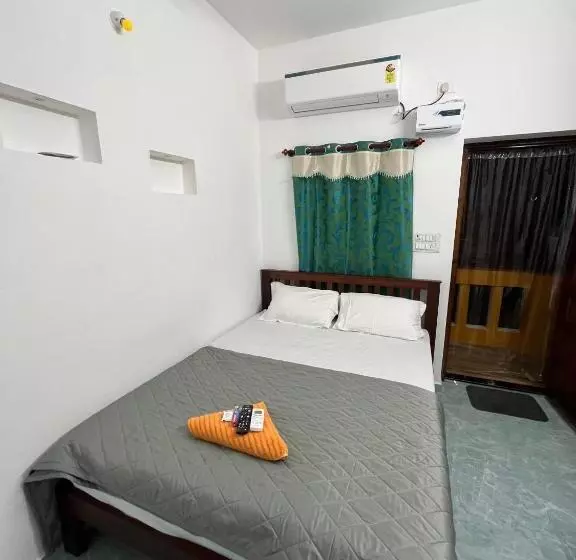 ペンション Tree Shadow Homestay &room S Near By Beach